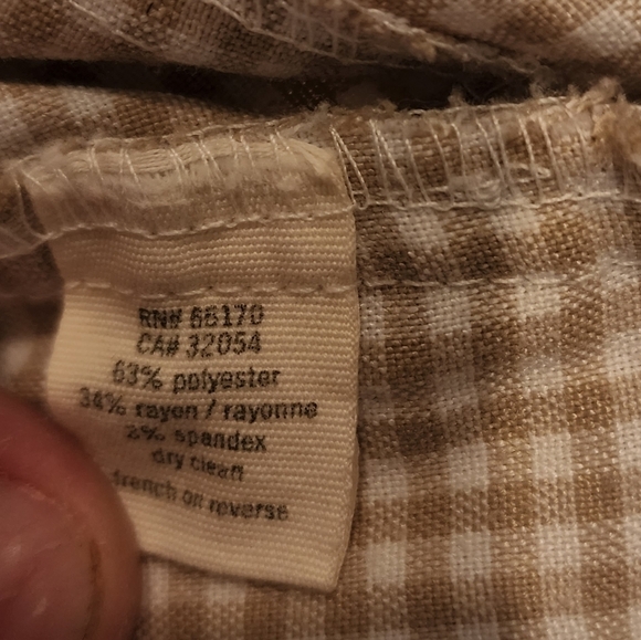 Pins and Needles gingham tan shorts. Size 4 - Picture 13 of 13